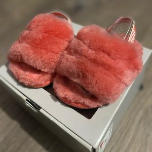UGG fluff yeah slides | Coral | Size 4/5